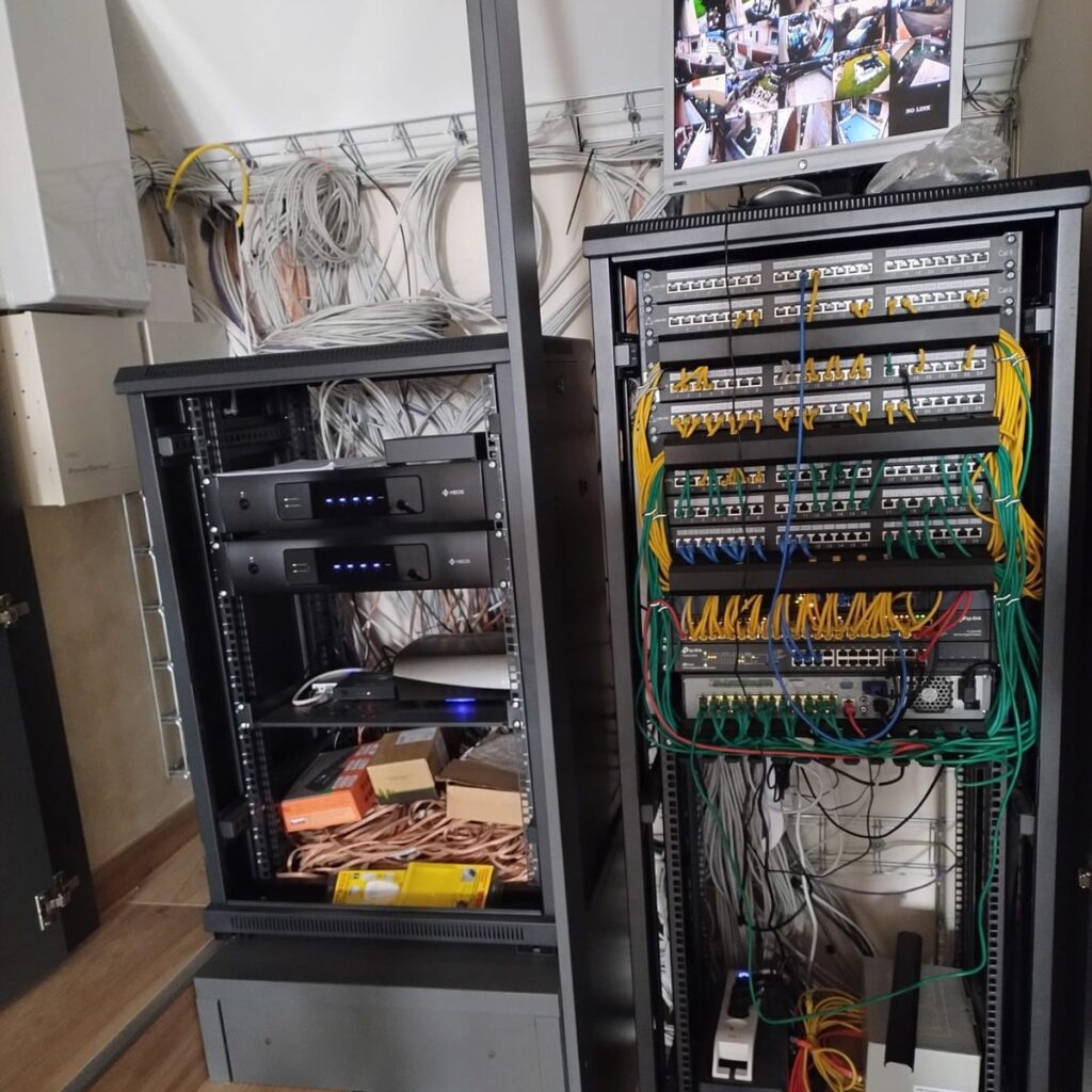 sq_vtv-serverovna-rack-kamerovy-dohled